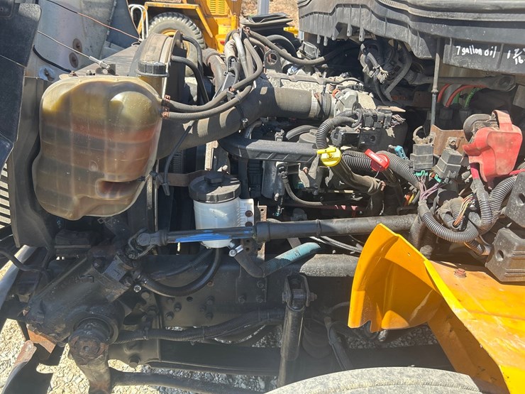 2013-international-durastar-4300-image-51