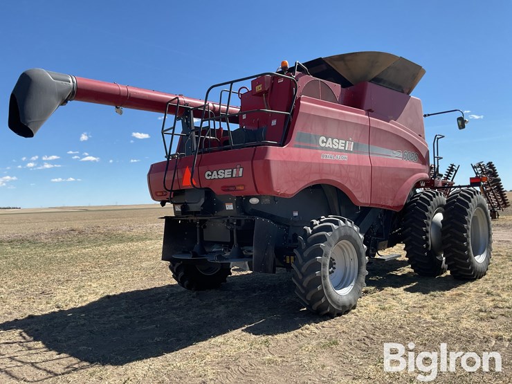 2011-case-ih-6088-image-5