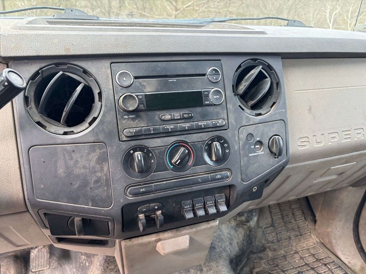 2009-ford-f550-image-20