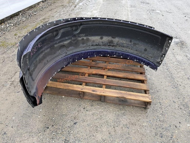 peterbilt-389-image-3