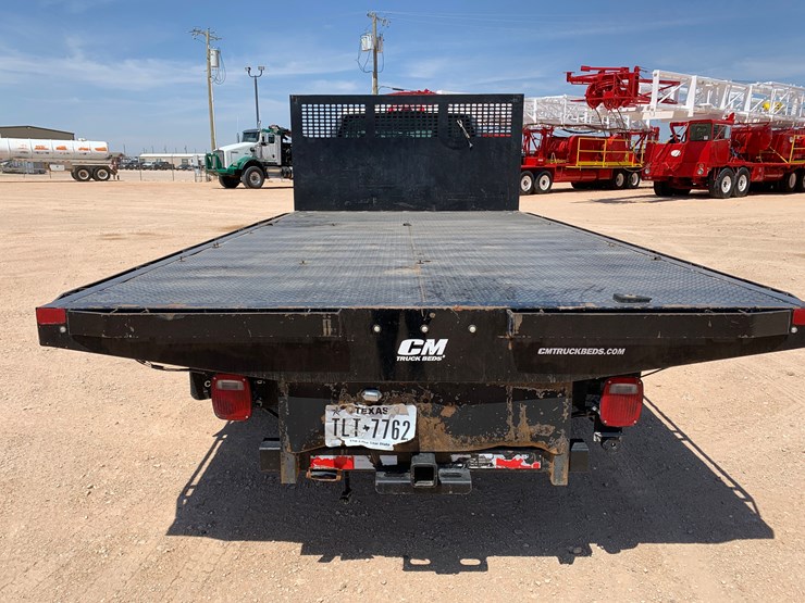 2022-chevrolet-silverado-6500hd-image-4