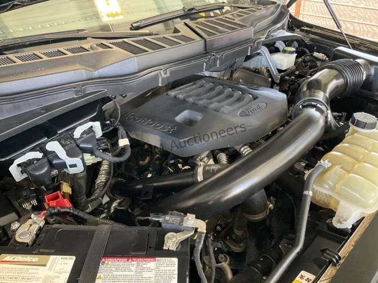 2021-ford-f150-image-12