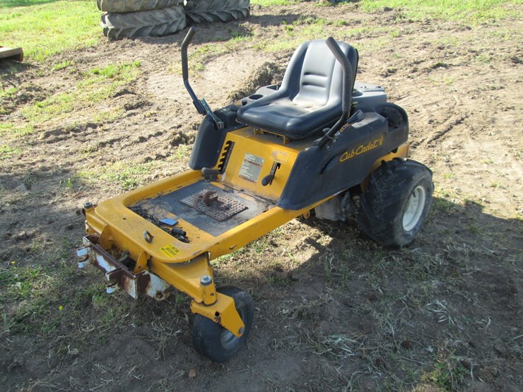 #36788-•-inop-cub-cadet-183649-zero-turn-mower-image-1