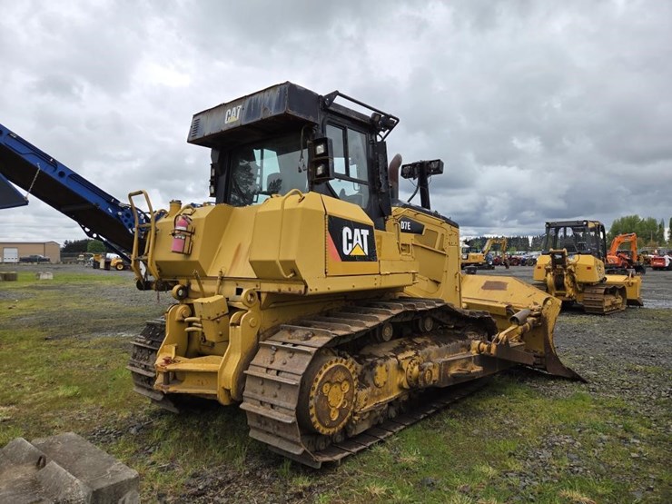 2011-caterpillar-d7e-image-3