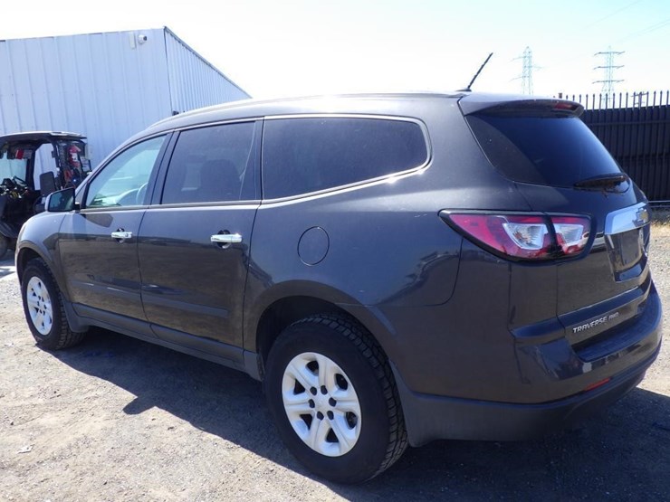 2017-chevrolet-traverse-image-4