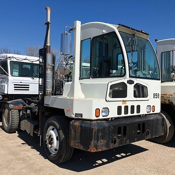 2016 AUTOCAR XSPOTTER