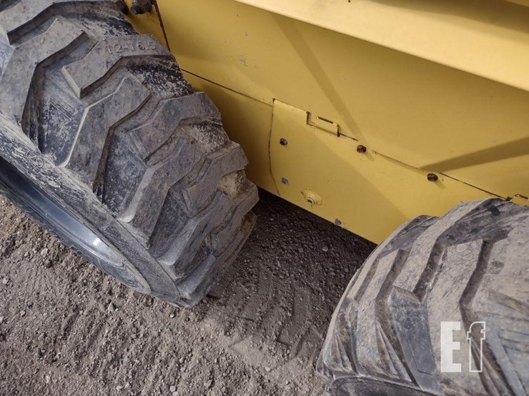 2001-new-holland-ls170-image-14