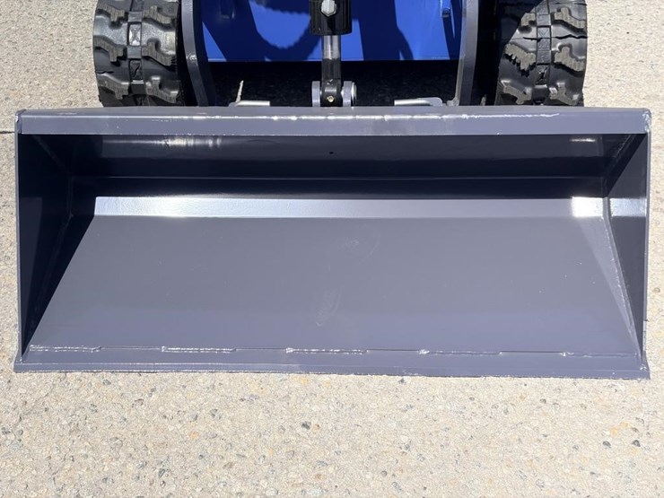 2026-zjg-zj-380-skid-steer-loader-image-5