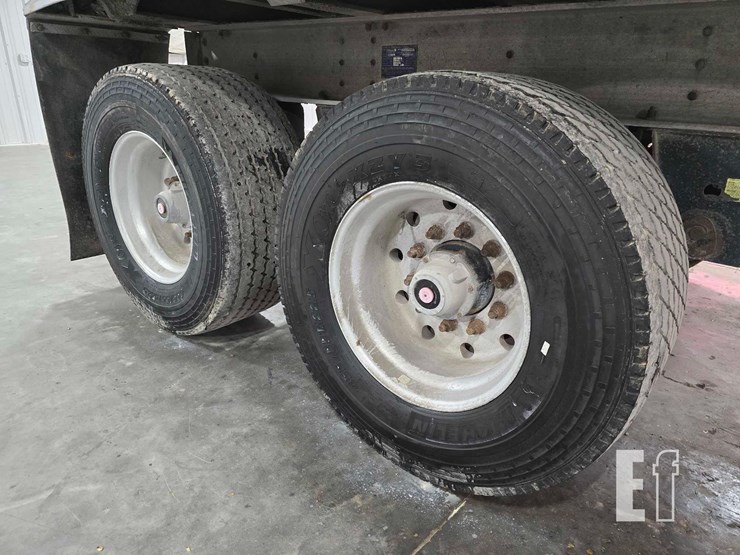 2009-clement-end-dump-image-19