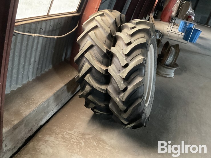 carlisle-12.4-24-tires-and-rims-image-4