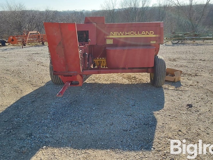 1990-new-holland-570-image-6