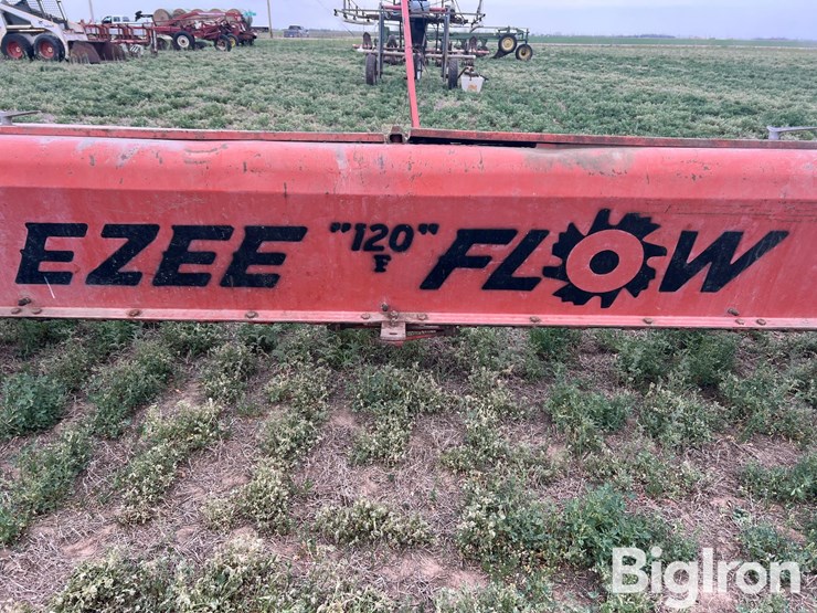 ezee-flow-fertilizer-spreader-image-18