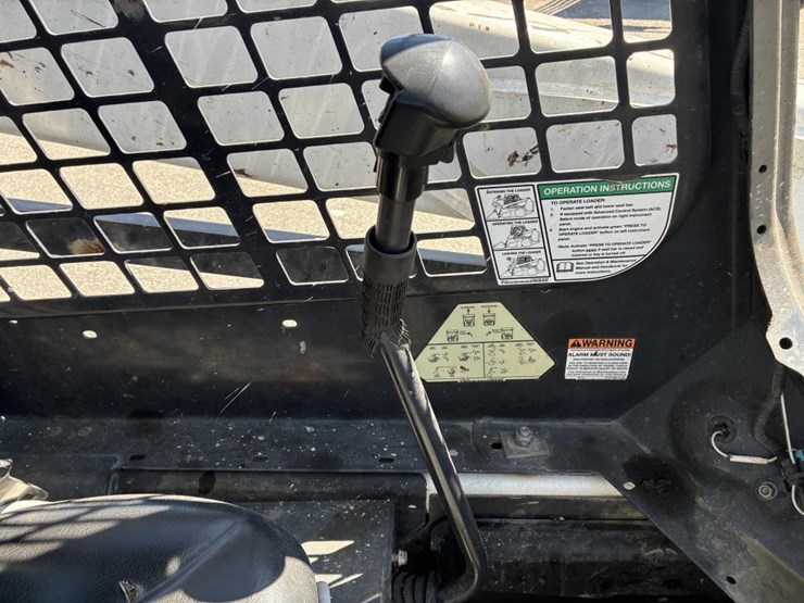 2018-bobcat-s570-image-10