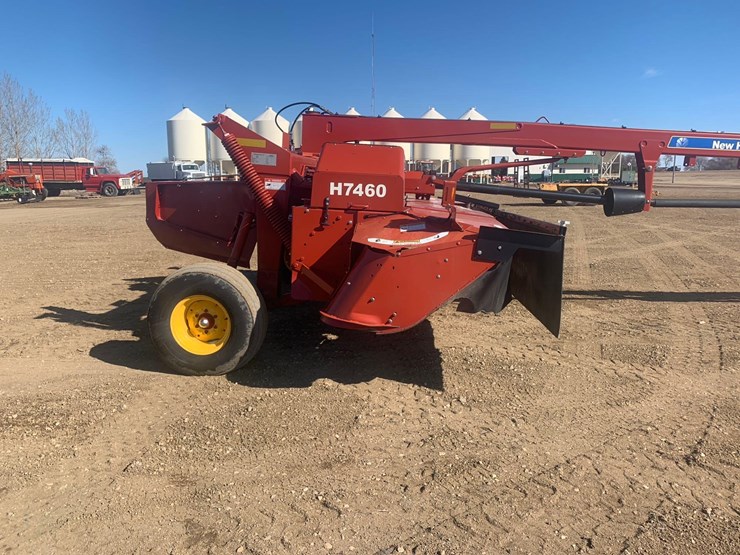 2011-new-holland-h7460-discbine-image-5
