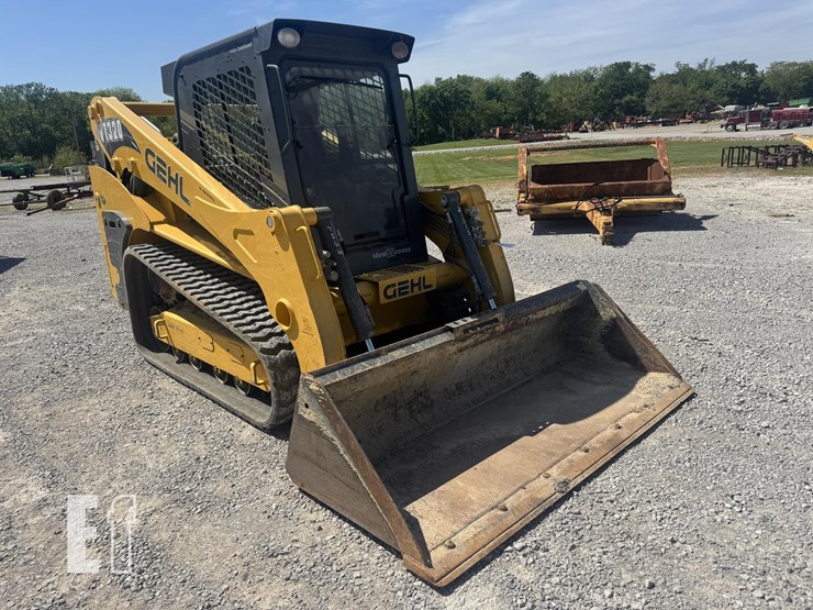 2019-gehl-vt320-image-3