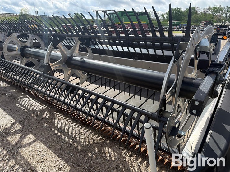 2023-mac-don-fd235-image-11