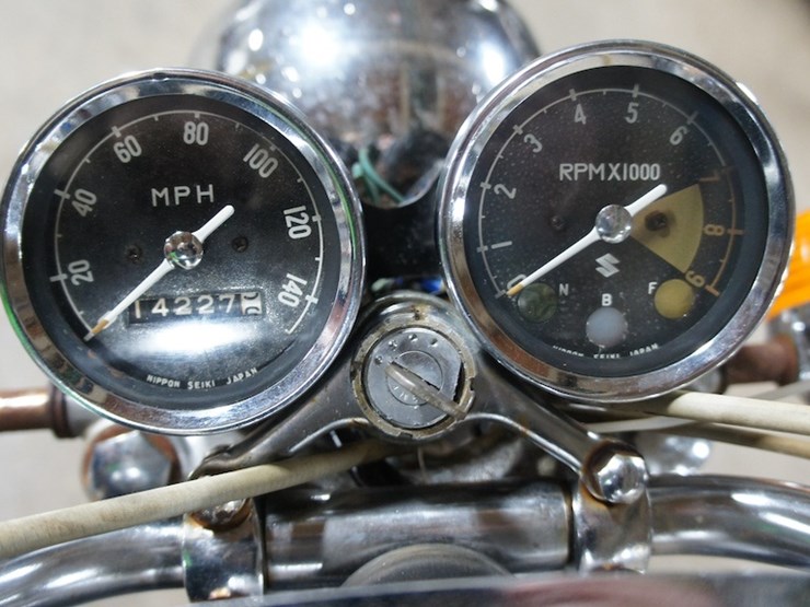 1970-suzuki-t500-motorcycle-image-7