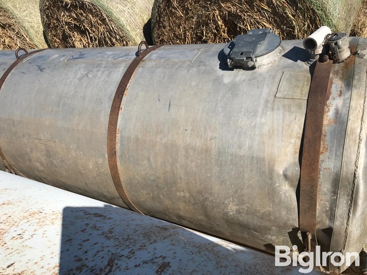 1000-gallon-aluminum-water-tank-image-8