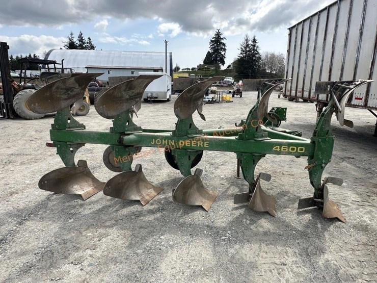 john-deere-4600-image-4