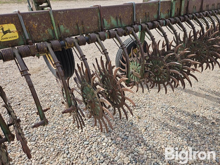 john-deere-400-image-16