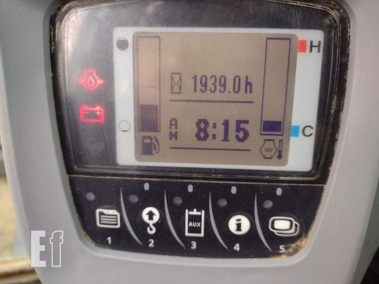 2020-kubota-kx040-4-image-6