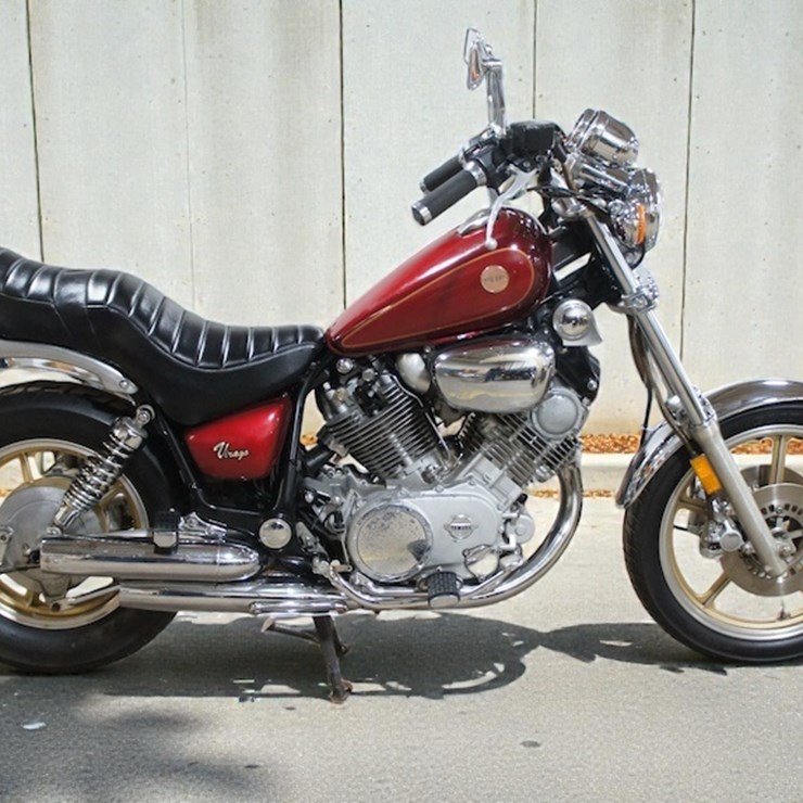 1985 Yamaha XV700 Virago Motorcycle