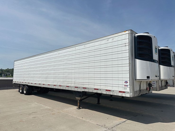 2016-utility-3000r-image-1