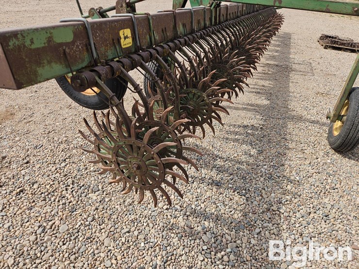 john-deere-400-image-14