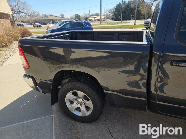 2021-dodge-1500-image-16