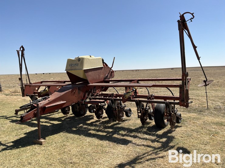 international-400-image-1