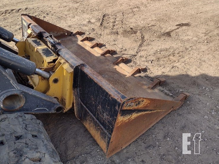 2023-deere-333g-image-20