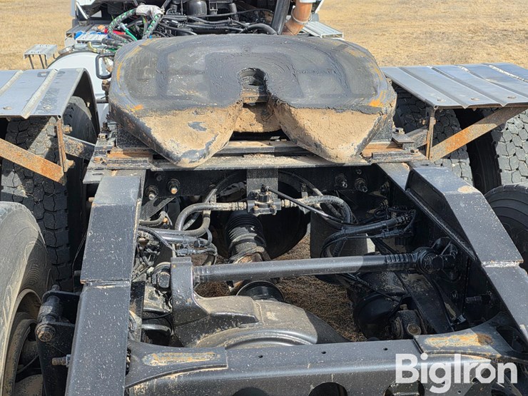 2015-international-prostar-image-15