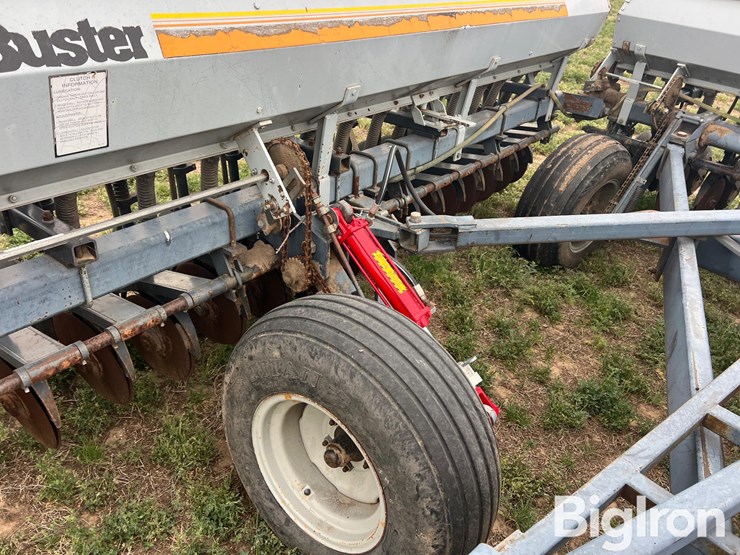 crustbuster-dd49x8-grain-drill-image-11