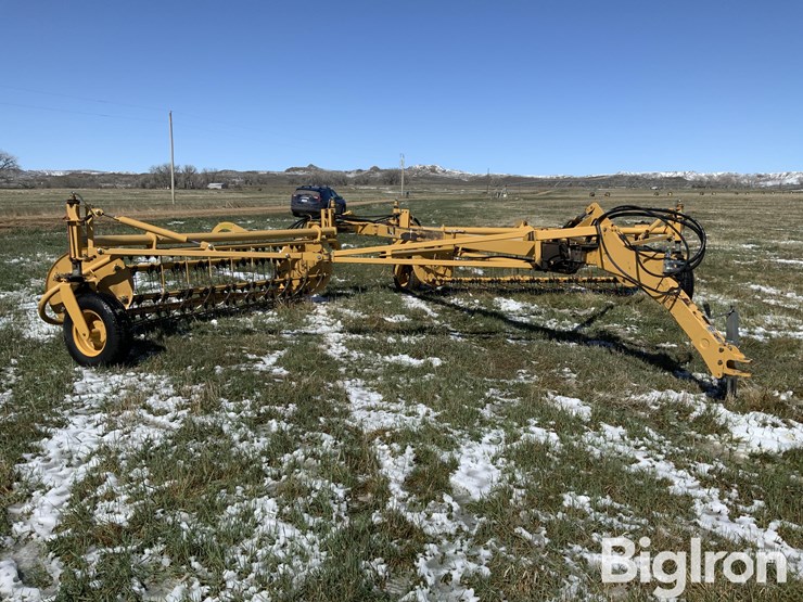 2009-vermeer-r2300-image-3