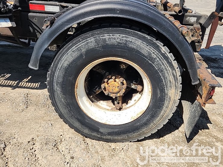 1989-international-4900-image-12