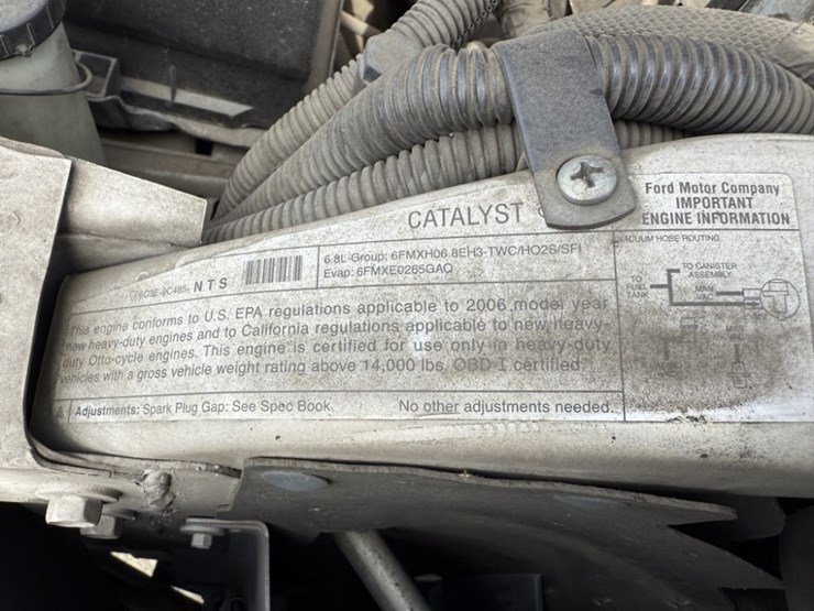 2006-ford-f450-image-14