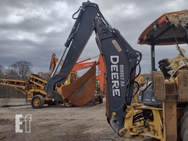 2010-deere-310j-image-30