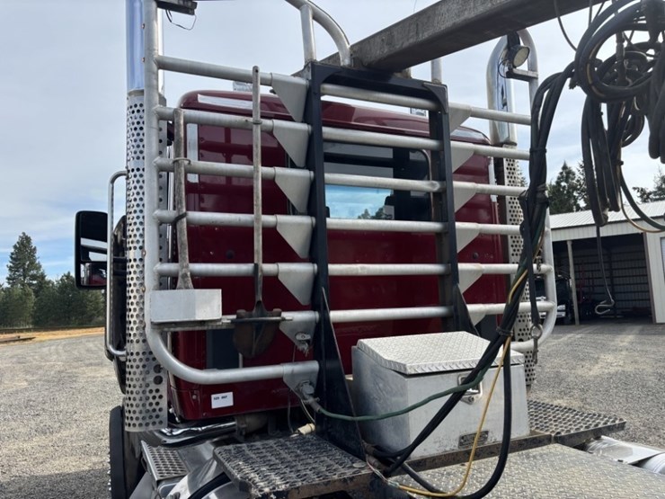 2019-kenworth-t880-image-24