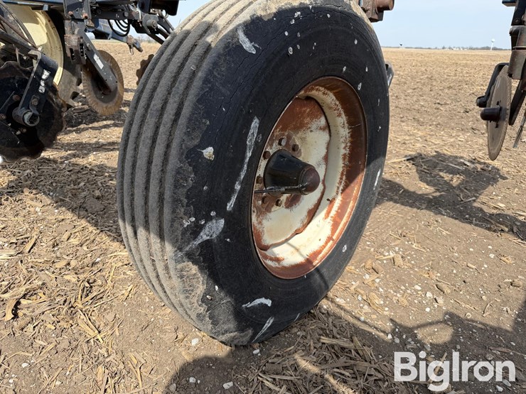 deere-tires-image-11