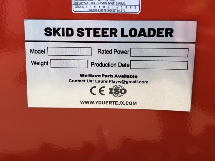 2026-zjg-zj-380-skid-steer-loader-image-12