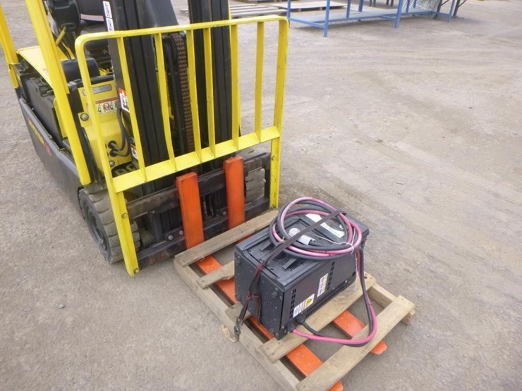 hyster-j35xnt-forklift-image-10