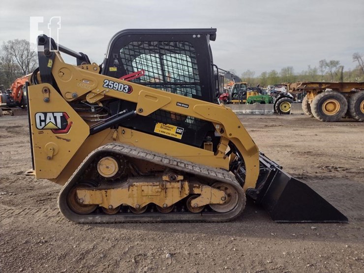 2020-caterpillar-259d3-image-3