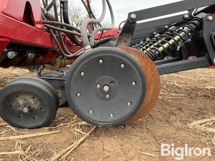 2016-case-ih-2016-image-11