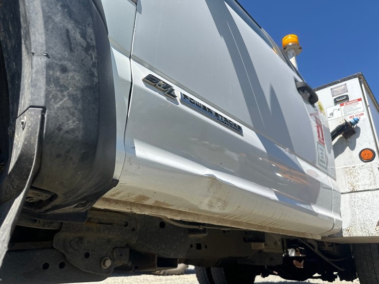 2019-ford-f550-image-15