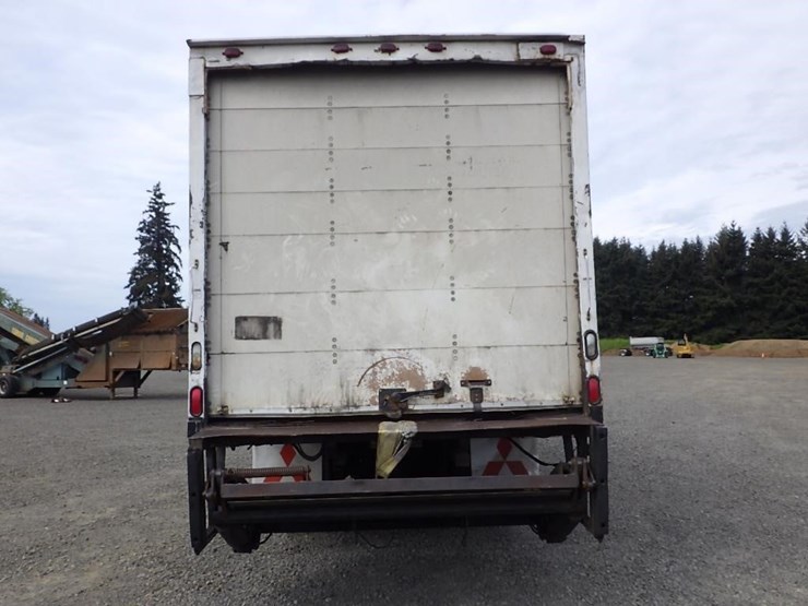 2006-mitsubishi-fuso-fm61f-image-6