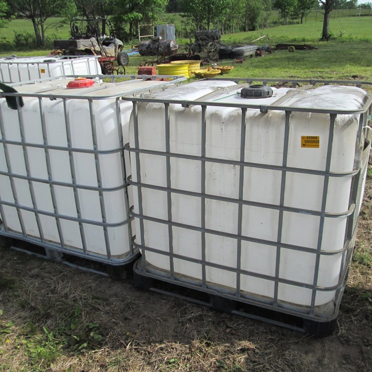 #45966 • Lot of (2) 250gal Plastic Tote w/ Cages