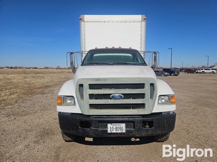 2004-ford-f650-image-2