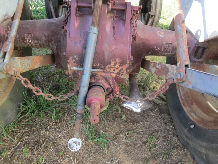 1950-ford-tractor-image-8