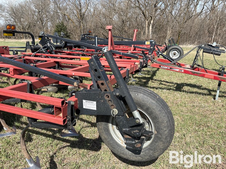 case-ih-tigermate-200-image-12