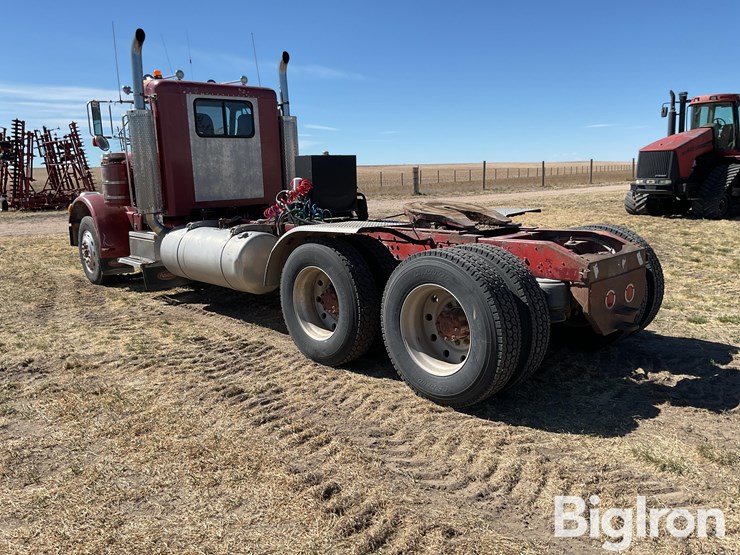 1987-peterbilt-359-image-7